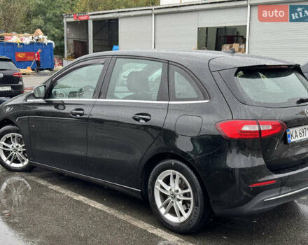 Черный Мерседес Б-класс, объемом двигателя 1.5 л и пробегом 142 тыс. км за 19950 $, фото 4 на Automoto.ua