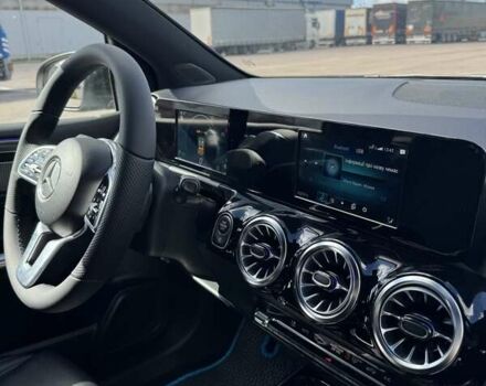 Черный Мерседес Б-класс, объемом двигателя 1.33 л и пробегом 200 тыс. км за 19900 $, фото 9 на Automoto.ua