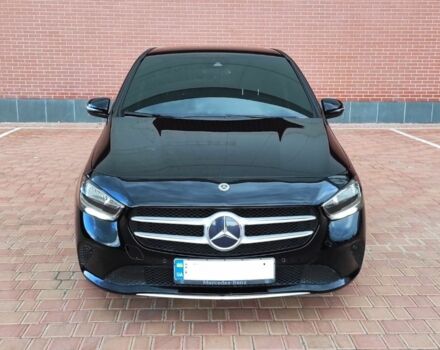 Чорний Мерседес Б-клас, об'ємом двигуна 2 л та пробігом 140 тис. км за 19800 $, фото 2 на Automoto.ua