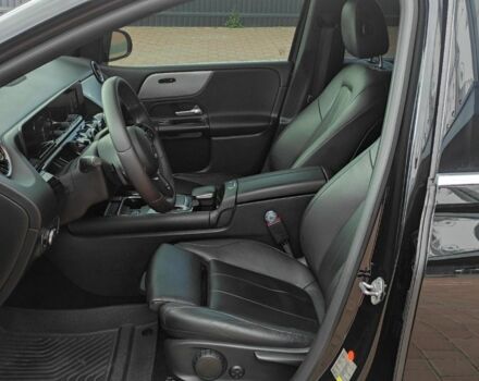 Чорний Мерседес Б-клас, об'ємом двигуна 2 л та пробігом 140 тис. км за 19800 $, фото 12 на Automoto.ua