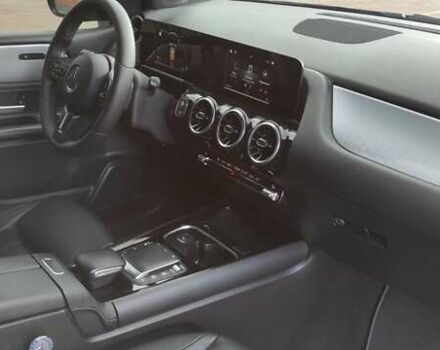 Чорний Мерседес Б-клас, об'ємом двигуна 2 л та пробігом 140 тис. км за 19800 $, фото 6 на Automoto.ua