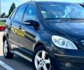 Чорний Мерседес Б-клас, об'ємом двигуна 2 л та пробігом 352 тис. км за 3700 $, фото 1 на Automoto.ua