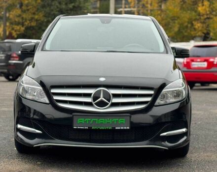 Черный Мерседес Б-класс, объемом двигателя 2 л и пробегом 190 тыс. км за 10900 $, фото 1 на Automoto.ua
