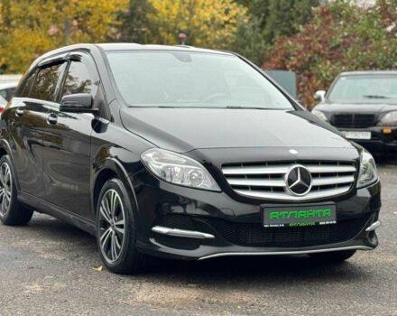 Черный Мерседес Б-класс, объемом двигателя 2 л и пробегом 190 тыс. км за 10900 $, фото 2 на Automoto.ua