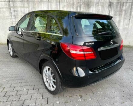 Чорний Мерседес Б-клас, об'ємом двигуна 2 л та пробігом 79 тис. км за 7700 $, фото 2 на Automoto.ua