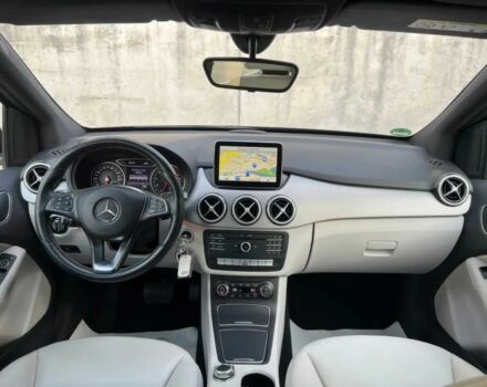 Чорний Мерседес Б-клас, об'ємом двигуна 2 л та пробігом 79 тис. км за 7700 $, фото 8 на Automoto.ua