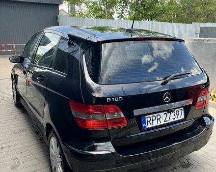 Чорний Мерседес Б-клас, об'ємом двигуна 2 л та пробігом 250 тис. км за 3200 $, фото 1 на Automoto.ua