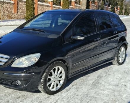 Черный Мерседес Б-класс, объемом двигателя 1.7 л и пробегом 313 тыс. км за 6200 $, фото 1 на Automoto.ua