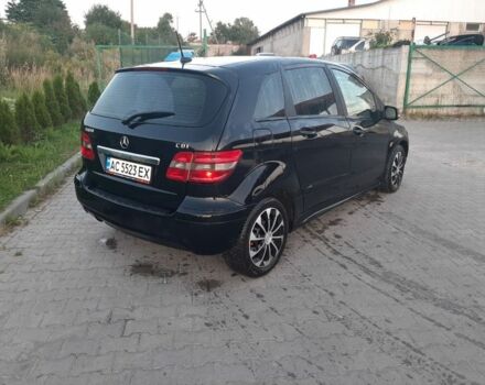 Мерседес Б-клас 2009 у Львові на Automoto.ua Чорний Мерседес Б-клас, об'ємом двигуна 2 л та пробігом 390 тис. км за 5800 $, фото 1 на Automoto.ua