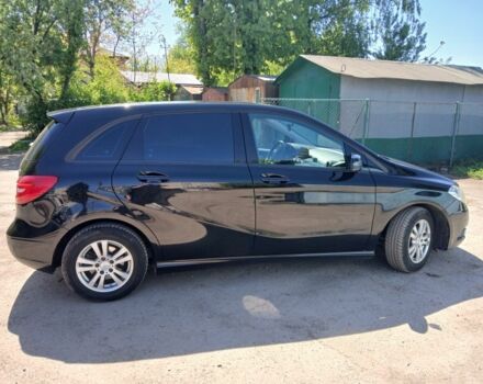 Чорний Мерседес Б-клас, об'ємом двигуна 1.8 л та пробігом 232 тис. км за 11650 $, фото 5 на Automoto.ua