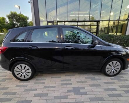 Черный Мерседес Б-класс, объемом двигателя 0 л и пробегом 70 тыс. км за 9000 $, фото 6 на Automoto.ua