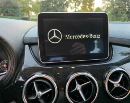 Черный Мерседес Б-класс, объемом двигателя 0 л и пробегом 73 тыс. км за 7700 $, фото 9 на Automoto.ua