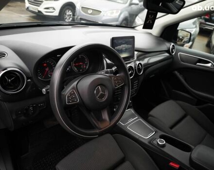 Чорний Мерседес Б-клас, об'ємом двигуна 0 л та пробігом 76 тис. км за 11790 $, фото 20 на Automoto.ua