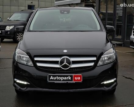 Чорний Мерседес Б-клас, об'ємом двигуна 0 л та пробігом 76 тис. км за 11790 $, фото 1 на Automoto.ua