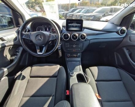 Черный Мерседес Б-класс, объемом двигателя 0 л и пробегом 138 тыс. км за 10990 $, фото 26 на Automoto.ua