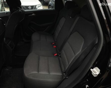 Чорний Мерседес Б-клас, об'ємом двигуна 0 л та пробігом 76 тис. км за 11790 $, фото 12 на Automoto.ua