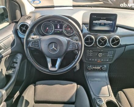 Черный Мерседес Б-класс, объемом двигателя 0 л и пробегом 138 тыс. км за 10990 $, фото 27 на Automoto.ua