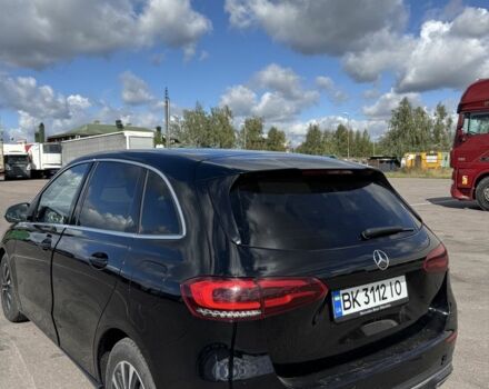 Чорний Мерседес Б-клас, об'ємом двигуна 2 л та пробігом 190 тис. км за 18800 $, фото 3 на Automoto.ua