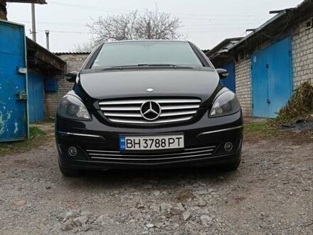 Мерседес Б-класс 2005 в Первомайск на Automoto.ua Черный Мерседес Б-класс, объемом двигателя 1.7 л и пробегом 290 тыс. км за 6400 $, фото 1 на Automoto.ua