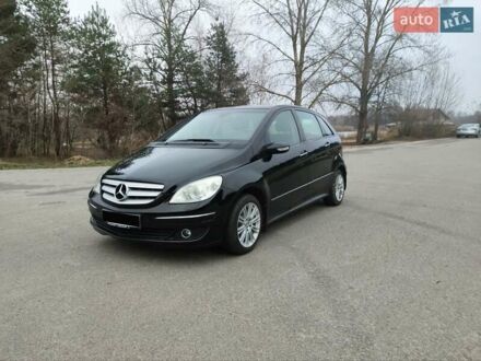Чорний Мерседес Б-клас, об'ємом двигуна 2 л та пробігом 228 тис. км за 6400 $, фото 1 на Automoto.ua
