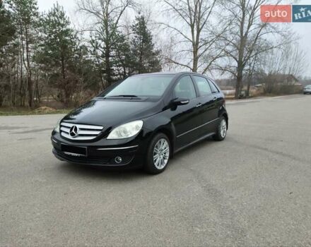 Чорний Мерседес Б-клас, об'ємом двигуна 2 л та пробігом 228 тис. км за 6400 $, фото 1 на Automoto.ua