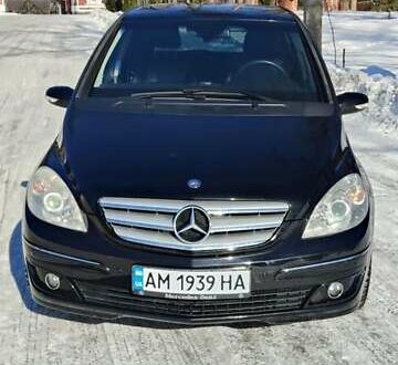 Черный Мерседес Б-класс, объемом двигателя 1.7 л и пробегом 313 тыс. км за 6200 $, фото 1 на Automoto.ua