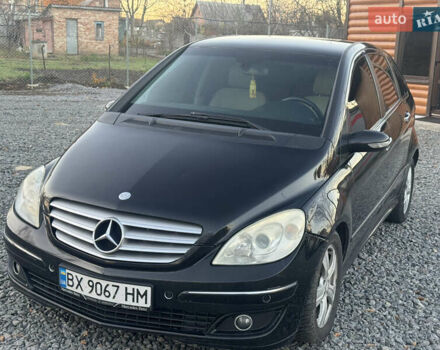 Мерседес Б-класс 2006 в Хмельницком на Automoto.ua Черный Мерседес Б-класс, объемом двигателя 1.99 л и пробегом 330 тыс. км за 4999 $, фото 1 на Automoto.ua