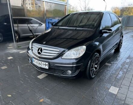 Мерседес Б-класс 2006 в Ужгороде на Automoto.ua Черный Мерседес Б-класс, объемом двигателя 2 л и пробегом 295 тыс. км за 5600 $, фото 1 на Automoto.ua