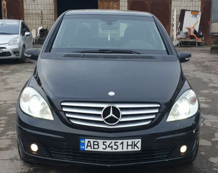 Чорний Мерседес Б-клас, об'ємом двигуна 0 л та пробігом 470 тис. км за 5500 $, фото 1 на Automoto.ua