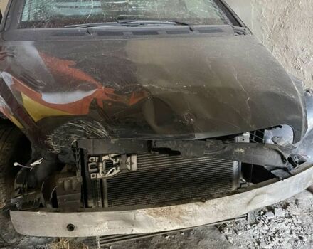 Черный Мерседес Б-класс, объемом двигателя 2 л и пробегом 200 тыс. км за 2900 $, фото 1 на Automoto.ua