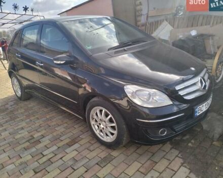 Черный Мерседес Б-класс, объемом двигателя 2 л и пробегом 278 тыс. км за 6000 $, фото 1 на Automoto.ua