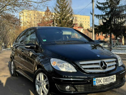 Мерседес Б-класс 2007 в Луцке на Automoto.ua Черный Мерседес Б-класс, объемом двигателя 2 л и пробегом 248 тыс. км за 7500 $, фото 1 на Automoto.ua