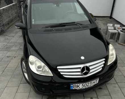 Чорний Мерседес Б-клас, об'ємом двигуна 2.03 л та пробігом 254 тис. км за 6700 $, фото 1 на Automoto.ua
