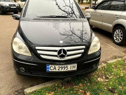 Черный Мерседес Б-класс, объемом двигателя 2 л и пробегом 270 тыс. км за 5700 $, фото 1 на Automoto.ua