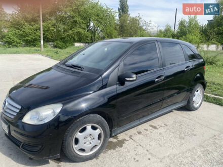 Черный Мерседес Б-класс, объемом двигателя 1.5 л и пробегом 185 тыс. км за 6150 $, фото 1 на Automoto.ua