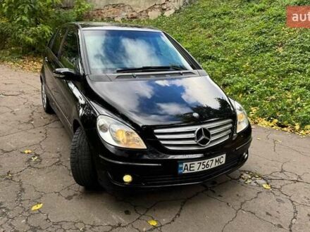 Мерседес Б-клас 2007 у Остоге на Automoto.ua Чорний Мерседес Б-клас, об'ємом двигуна 2 л та пробігом 270 тис. км за 6350 $, фото 1 на Automoto.ua