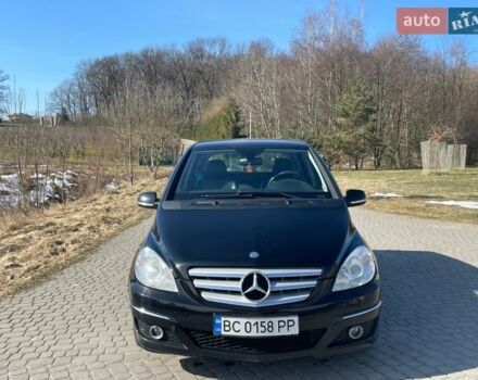 Черный Мерседес Б-класс, объемом двигателя 2.03 л и пробегом 349 тыс. км за 7300 $, фото 1 на Automoto.ua