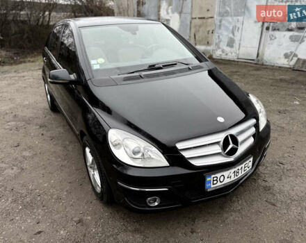 Черный Мерседес Б-класс, объемом двигателя 2.03 л и пробегом 205 тыс. км за 7200 $, фото 1 на Automoto.ua