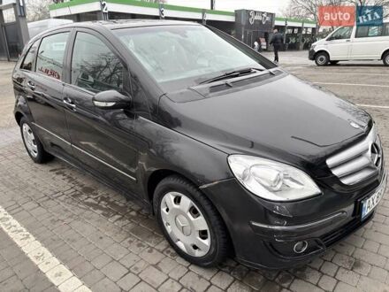 Черный Мерседес Б-класс, объемом двигателя 1.7 л и пробегом 177 тыс. км за 6800 $, фото 1 на Automoto.ua