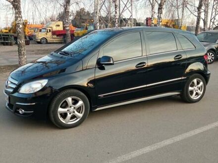 Мерседес Б-класс 2008 в Вышгороде на Automoto.ua Черный Мерседес Б-класс, объемом двигателя 1.99 л и пробегом 390 тыс. км за 5500 $, фото 1 на Automoto.ua