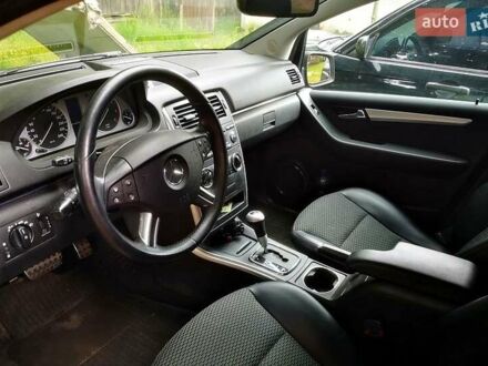 Мерседес Б-клас 2009 у Чернігові на Automoto.ua Чорний Мерседес Б-клас, об'ємом двигуна 2 л та пробігом 250 тис. км за 7800 $, фото 1 на Automoto.ua