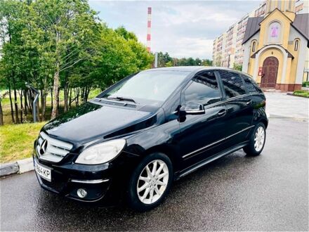 Мерседес Б-класс 2009 в Харькове на Automoto.ua Черный Мерседес Б-класс, объемом двигателя 2 л и пробегом 300 тыс. км за 7800 $, фото 1 на Automoto.ua