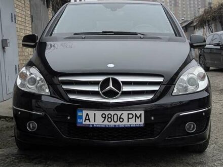 Черный Мерседес Б-класс, объемом двигателя 1.7 л и пробегом 234 тыс. км за 8500 $, фото 1 на Automoto.ua