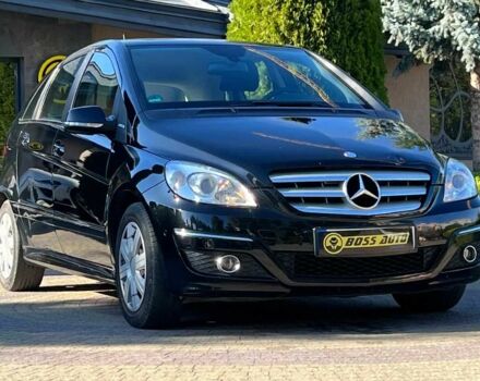 Черный Мерседес Б-класс, объемом двигателя 1.7 л и пробегом 213 тыс. км за 7650 $, фото 1 на Automoto.ua