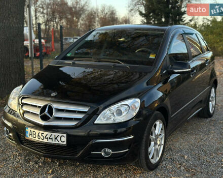 Черный Мерседес Б-класс, объемом двигателя 1.5 л и пробегом 222 тыс. км за 8200 $, фото 1 на Automoto.ua