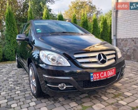 Чорний Мерседес Б-клас, об'ємом двигуна 2.03 л та пробігом 182 тис. км за 7700 $, фото 1 на Automoto.ua
