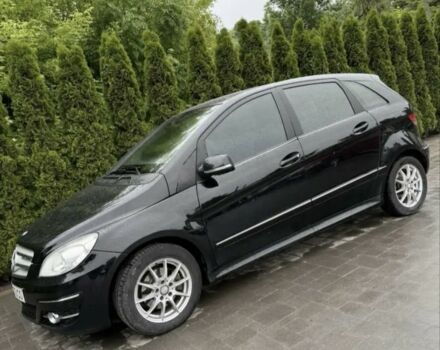 Чорний Мерседес Б-клас, об'ємом двигуна 2 л та пробігом 270 тис. км за 7000 $, фото 1 на Automoto.ua