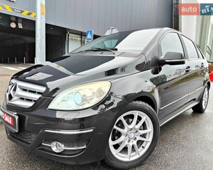 Черный Мерседес Б-класс, объемом двигателя 1.7 л и пробегом 117 тыс. км за 7490 $, фото 1 на Automoto.ua