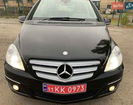 Мерседес Б-класс 2010 в Киеве на Automoto.ua Черный Мерседес Б-класс, объемом двигателя 1.7 л и пробегом 127 тыс. км за 8300 $, фото 1 на Automoto.ua