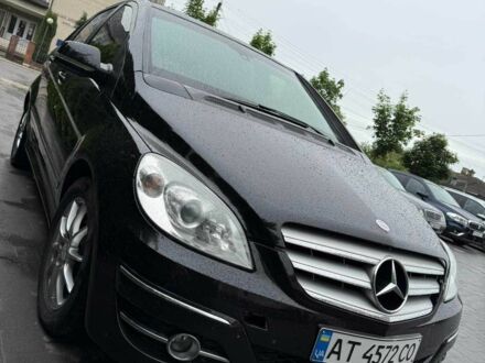 Мерседес Б-класс 2011 в Галиче на Automoto.ua Черный Мерседес Б-класс, объемом двигателя 2 л и пробегом 197 тыс. км за 7900 $, фото 1 на Automoto.ua